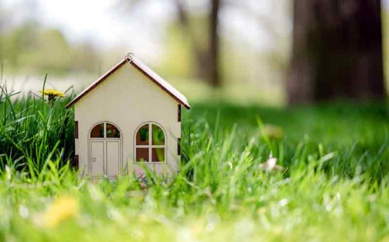 Rumah Ramah Lingkungan: Konsep, Desain, Material, dan Teknologi Terbaru